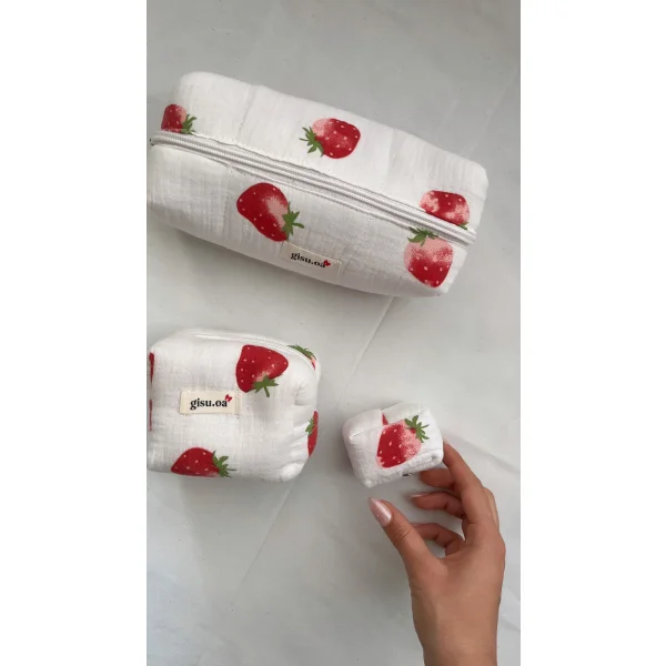 جامدادی توت فرنگی 🍓