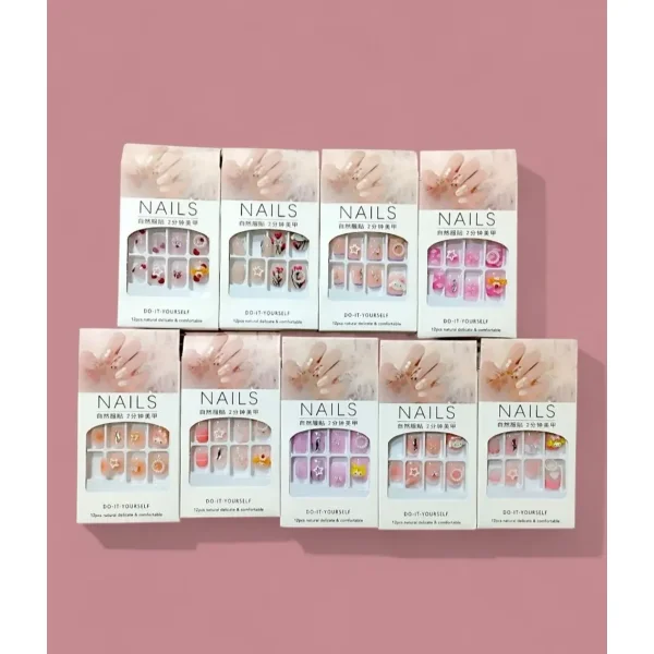 ناخن طرحدار گل برجسته ( چسبدار ) 6بسته
