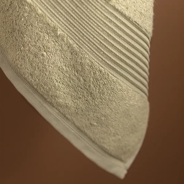 حوله حمام  مادام کوکو مدل Clarette سایز 150x90