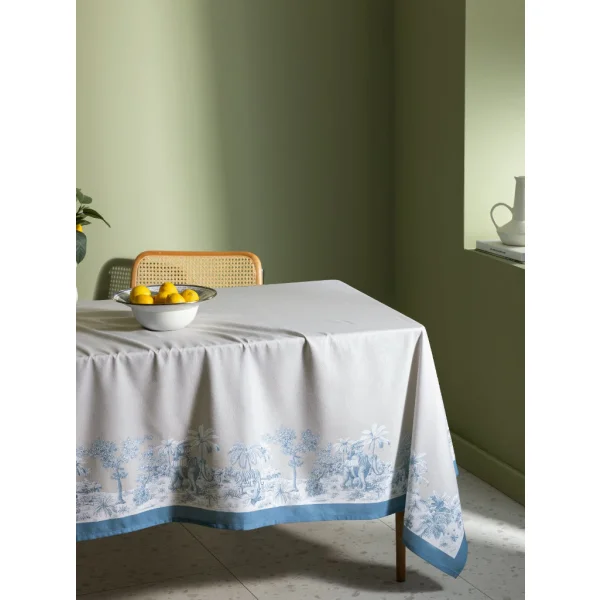 رومیزی مادام کوکو مدل Ravage سایز 150x150 سانتی‌متر