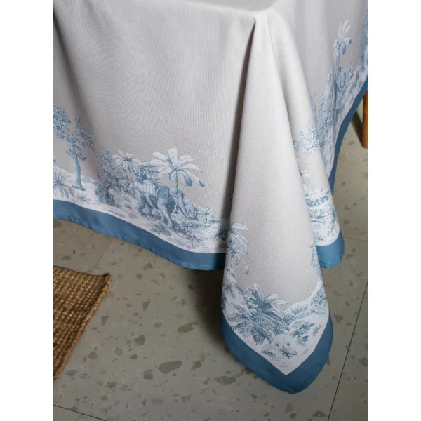 رومیزی مادام کوکو مدل Ravage سایز 150x150 سانتی‌متر